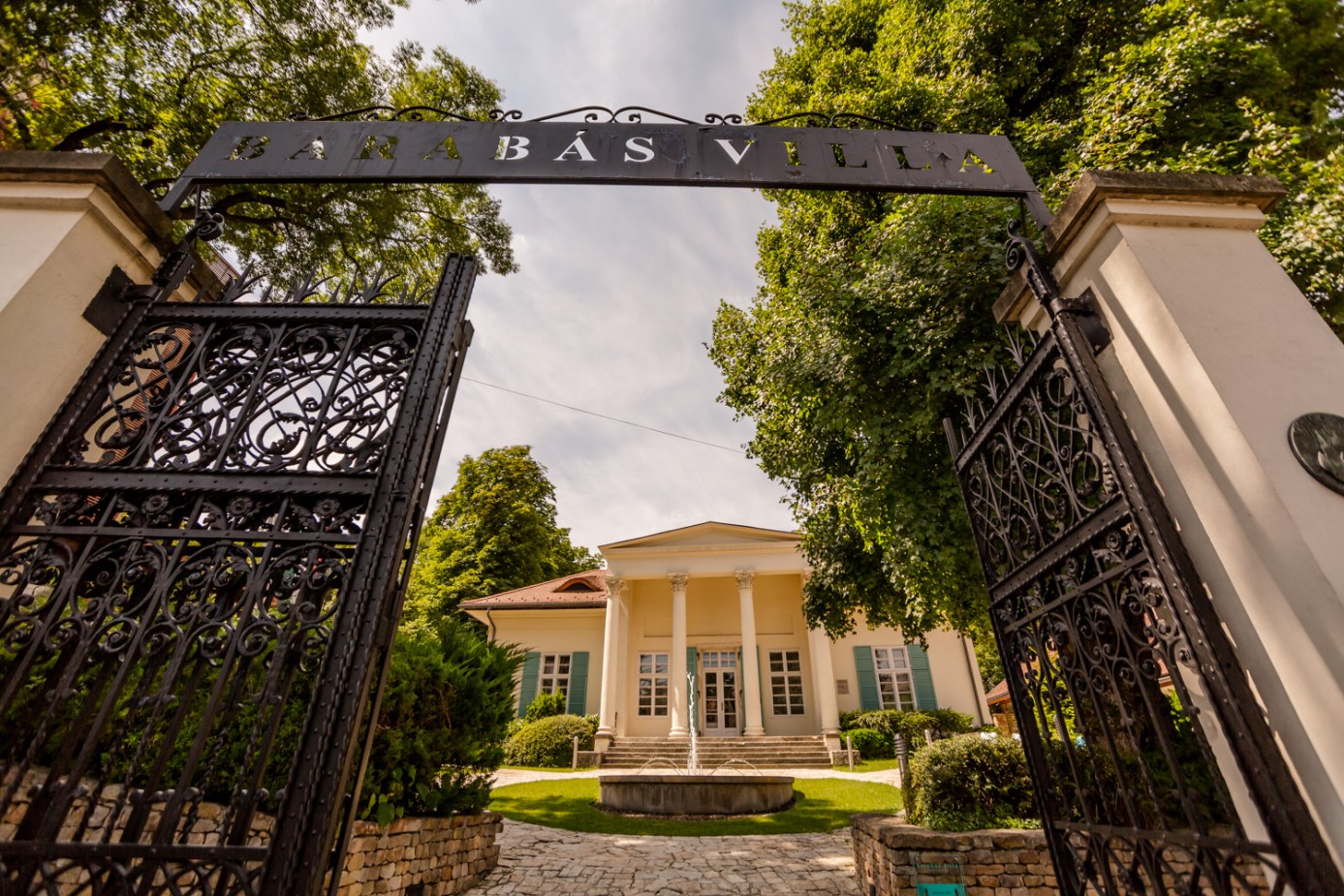 Barabás Villa - Magyarország legromantikusabb fotós helyszínei - NextFoto