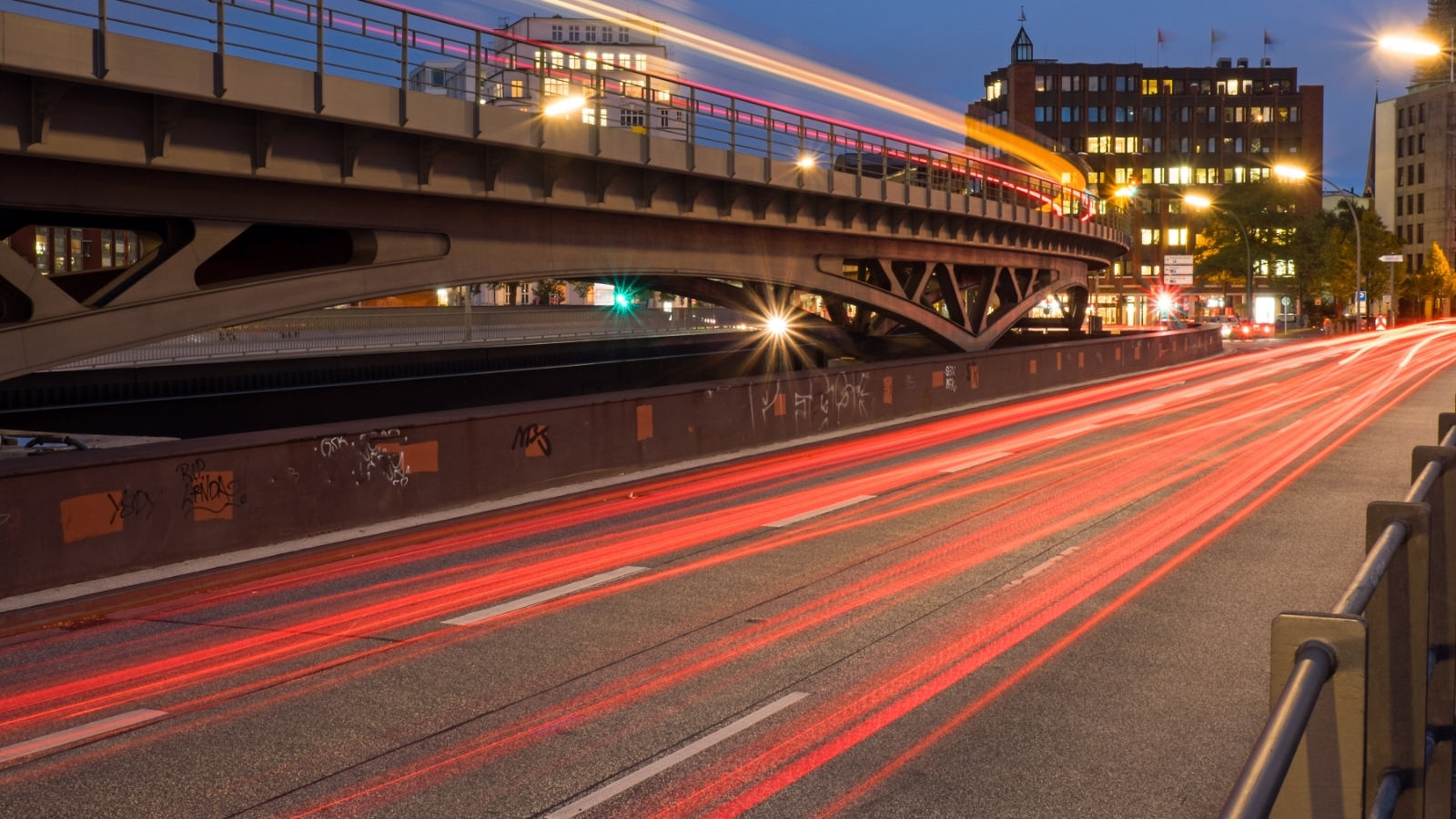 zársebesség - NextFoto